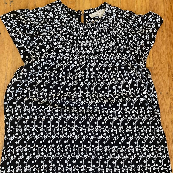 LOFT black and white polka dot top - Picture 2 of 5